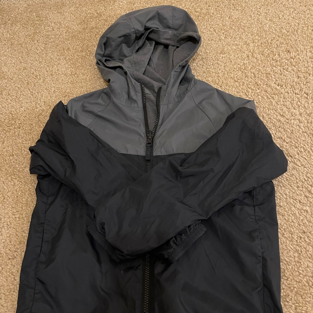 Light-weight, reversible jacket